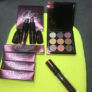 Aaliyah for Mac make up Bundle